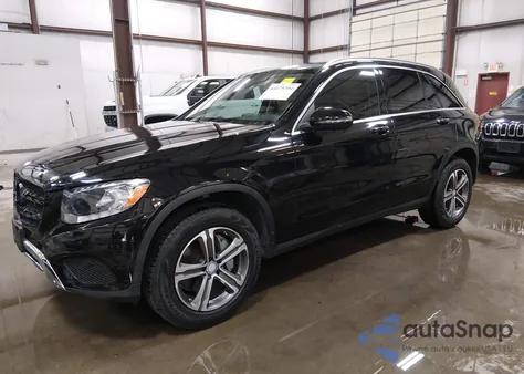 2016 Mercedes-Benz Glc 300 z USA, uszkodzony, nr VIN WDC0G4JB1GF090859